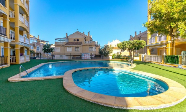 Sale - Penthouse -
Torrevieja - Zona los Frutales