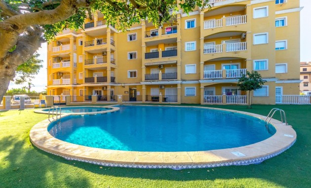 Sale - Penthouse -
Torrevieja - Zona los Frutales