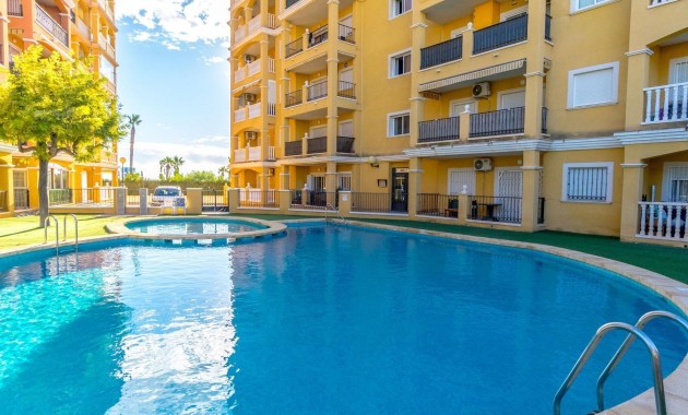 Sale - Penthouse -
Torrevieja - Zona los Frutales