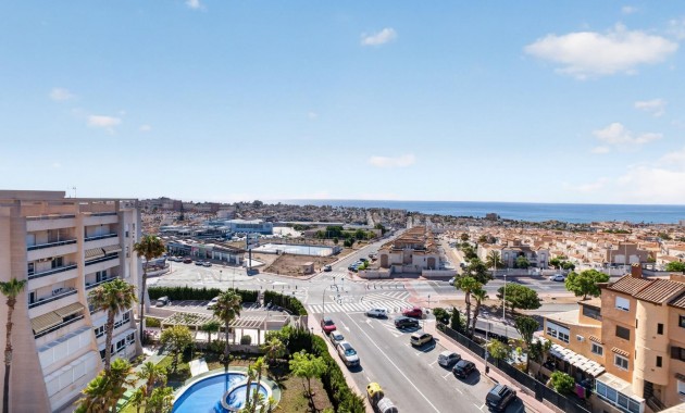 Sale - Penthouse -
Torrevieja - Zona los Frutales