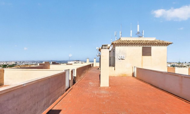 Sale - Penthouse -
Torrevieja - Zona los Frutales