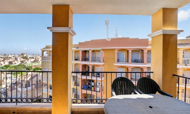 Sale - Penthouse -
Torrevieja - Zona los Frutales