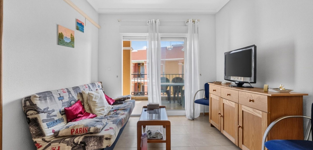 Sale - Penthouse -
Torrevieja - Zona los Frutales