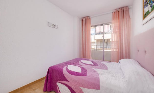Sale - Apartment / flat -
Torrevieja - torrevieja
