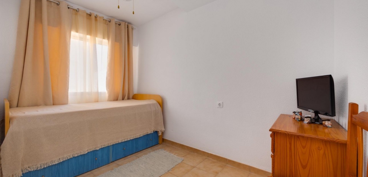 Sale - Apartment / flat -
Torrevieja - torrevieja