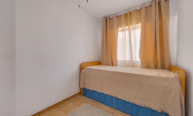 Sale - Apartment / flat -
Torrevieja - torrevieja