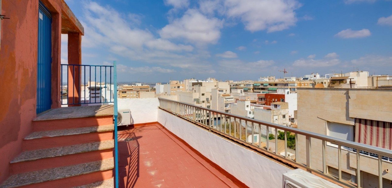 Sale - Apartment / flat -
Torrevieja - torrevieja