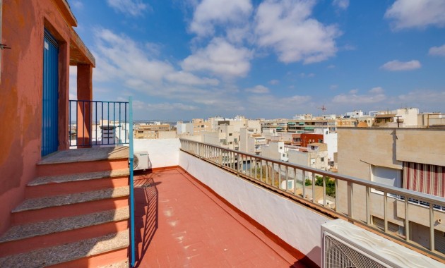 Sale - Apartment / flat -
Torrevieja - torrevieja