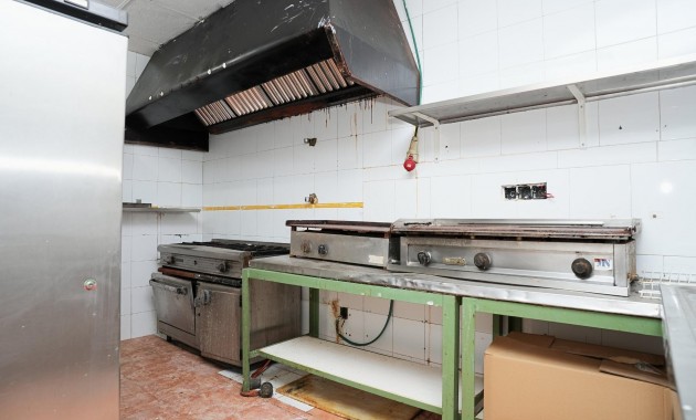 Sale - Commercial Unit -
Torrevieja - Estacion de autobuses