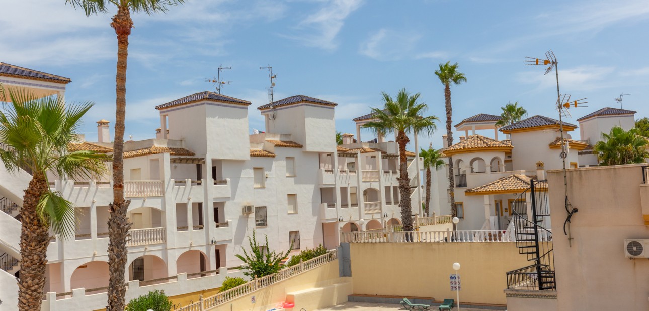 Sale - Apartment / flat -
Orihuela Costa - Villamartin