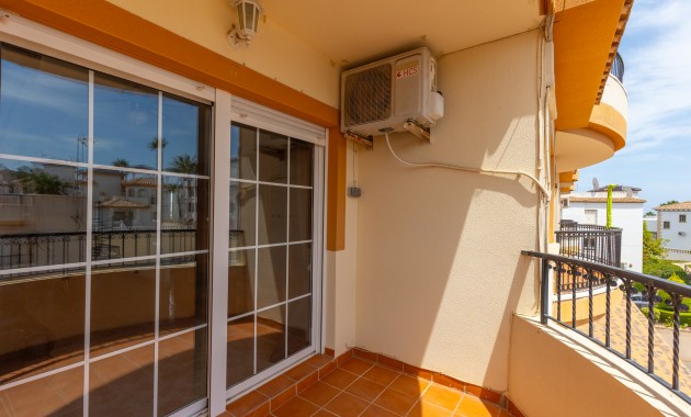 Sale - Apartment / flat -
Orihuela Costa - Villamartin