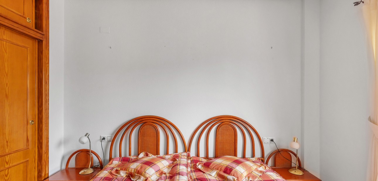 Sale - Apartment / flat -
Orihuela Costa - Villamartin