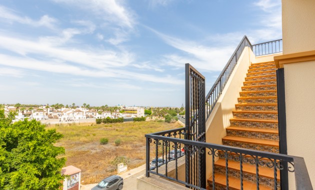 Sale - Apartment / flat -
Orihuela Costa - Villamartin