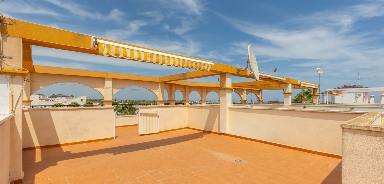 Sale - Apartment / flat -
Orihuela Costa - Villamartin