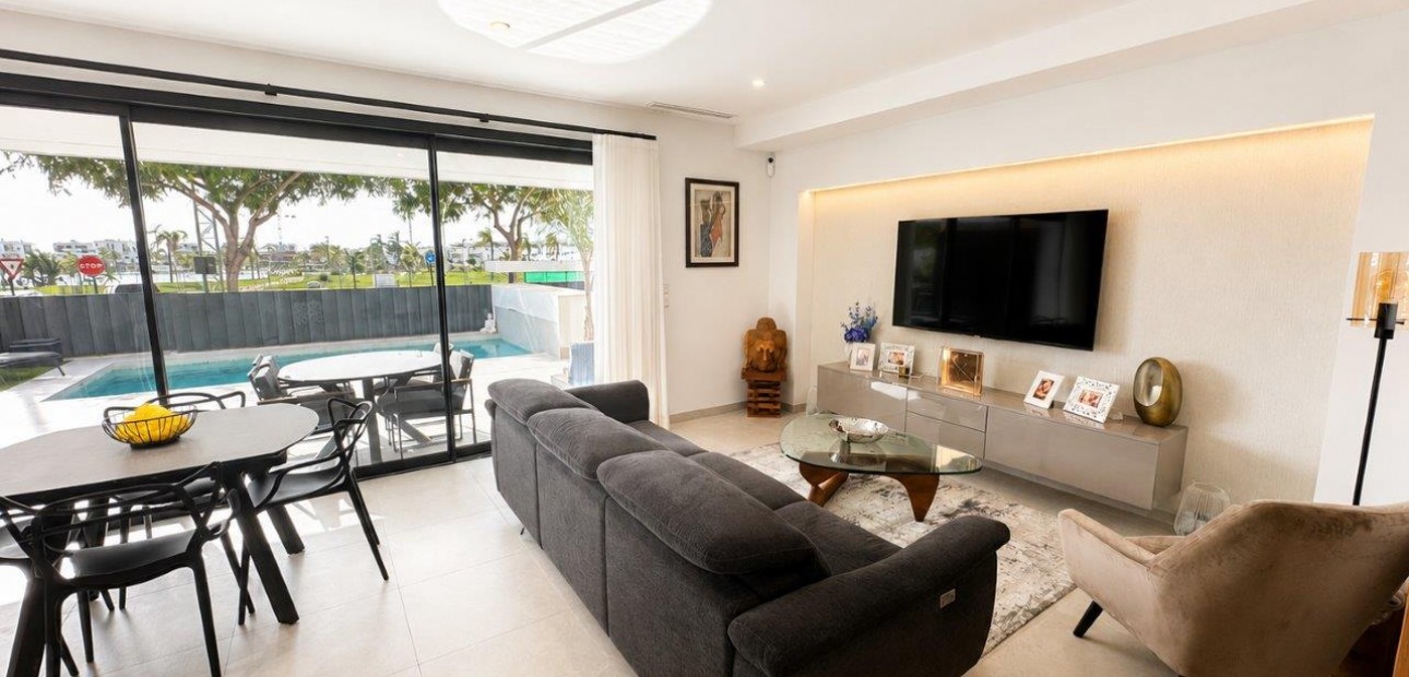 Sale - Detached Villa -
Santa Rosalía - Santa Rosalía Lake & Life Resort