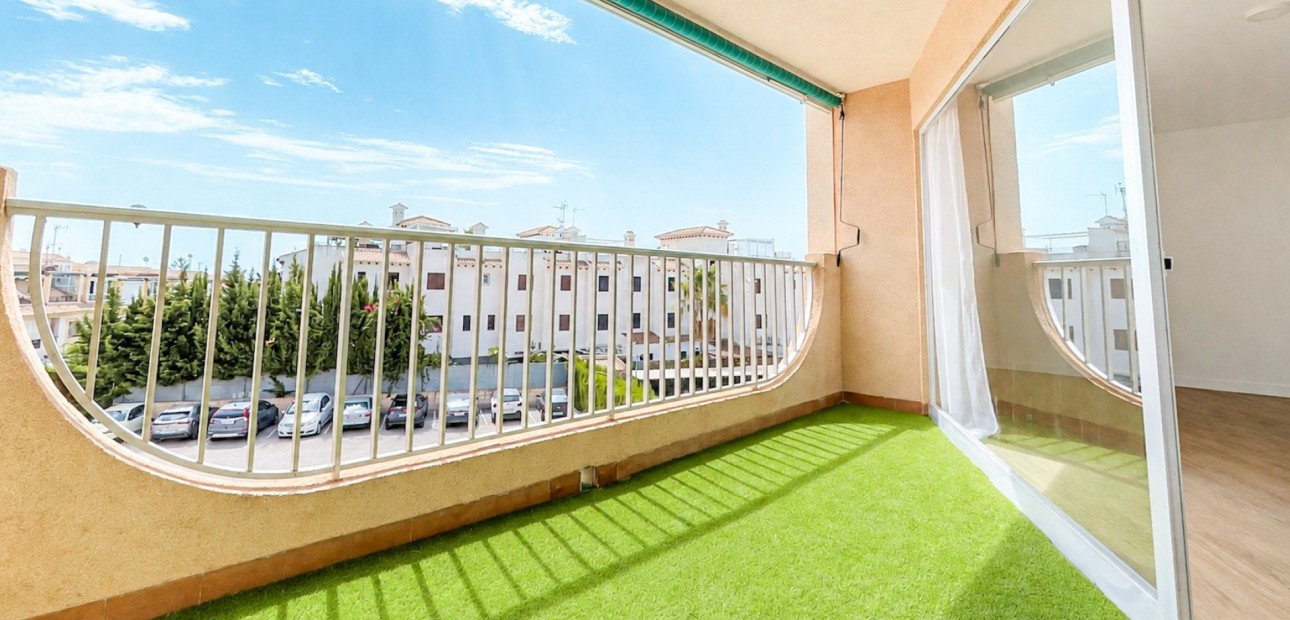 Sale - Apartment / flat -
Orihuela Costa - Cabo Roig