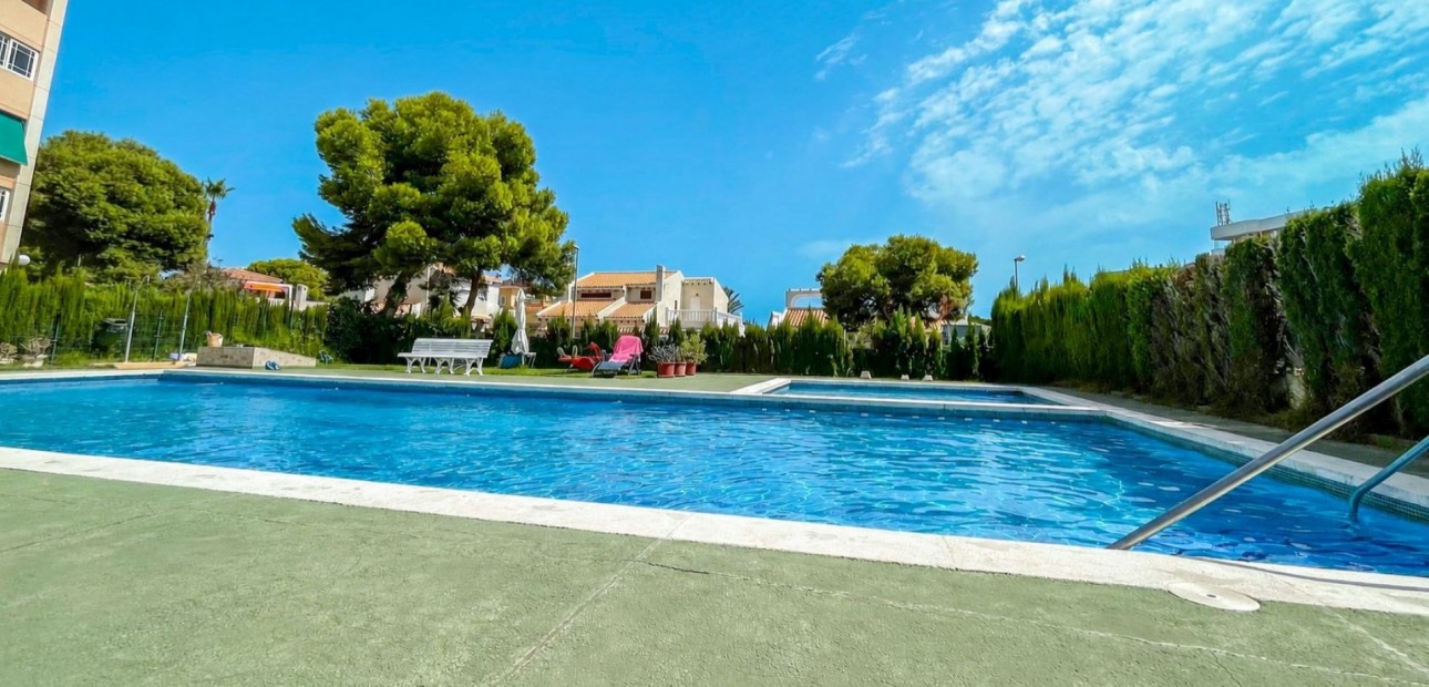 Sale - Apartment / flat -
Orihuela Costa - Cabo Roig