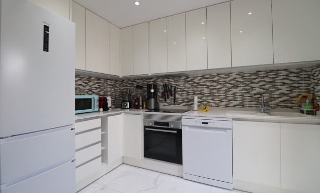 Sale - Townhouse -
Benijofar - Monte Azul