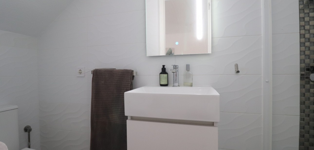 Sale - Townhouse -
Benijofar - Monte Azul
