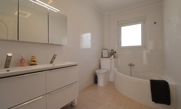 Sale - Townhouse -
Benijofar - Monte Azul