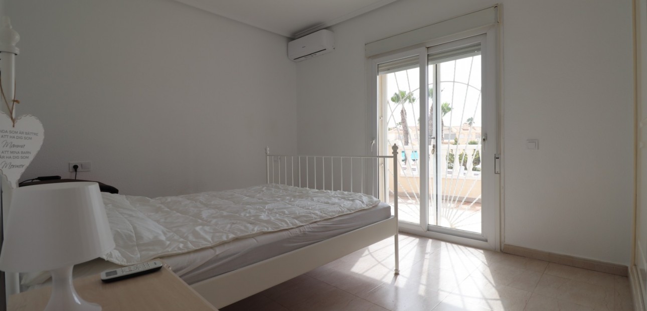 Sale - Townhouse -
Benijofar - Monte Azul
