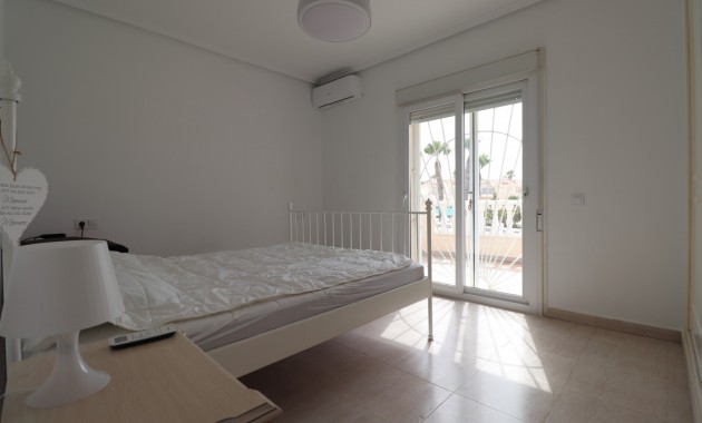 Sale - Townhouse -
Benijofar - Monte Azul