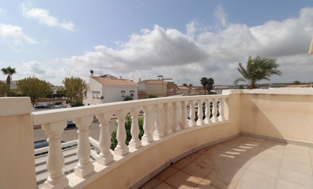 Sale - Townhouse -
Benijofar - Monte Azul