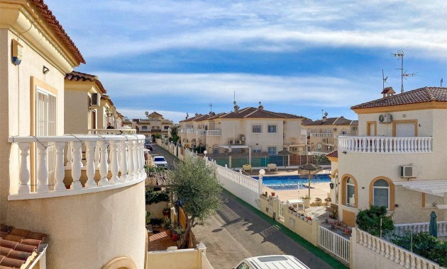 Sale - Villa -
Torrevieja - Cañada del Molino