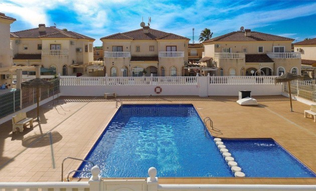 Sale - Villa -
Torrevieja - Cañada del Molino