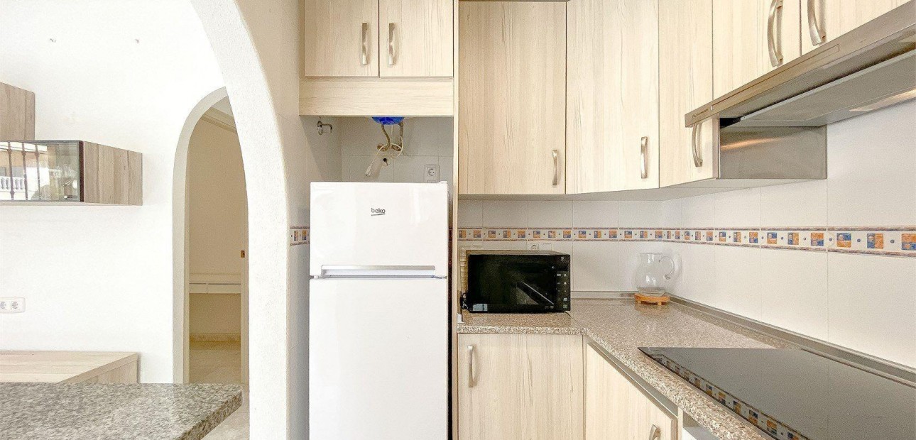 Sale - Villa -
Torrevieja - Cañada del Molino