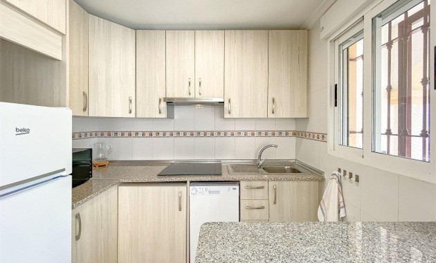 Sale - Villa -
Torrevieja - Cañada del Molino