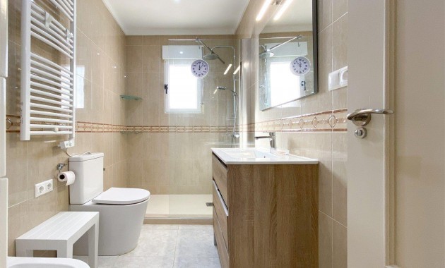 Sale - Villa -
Torrevieja - Cañada del Molino