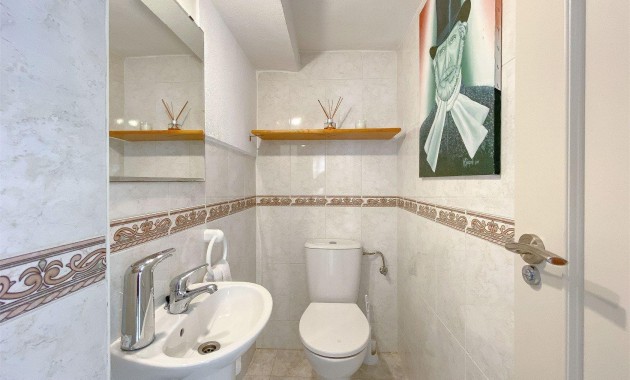 Sale - Villa -
Torrevieja - Cañada del Molino