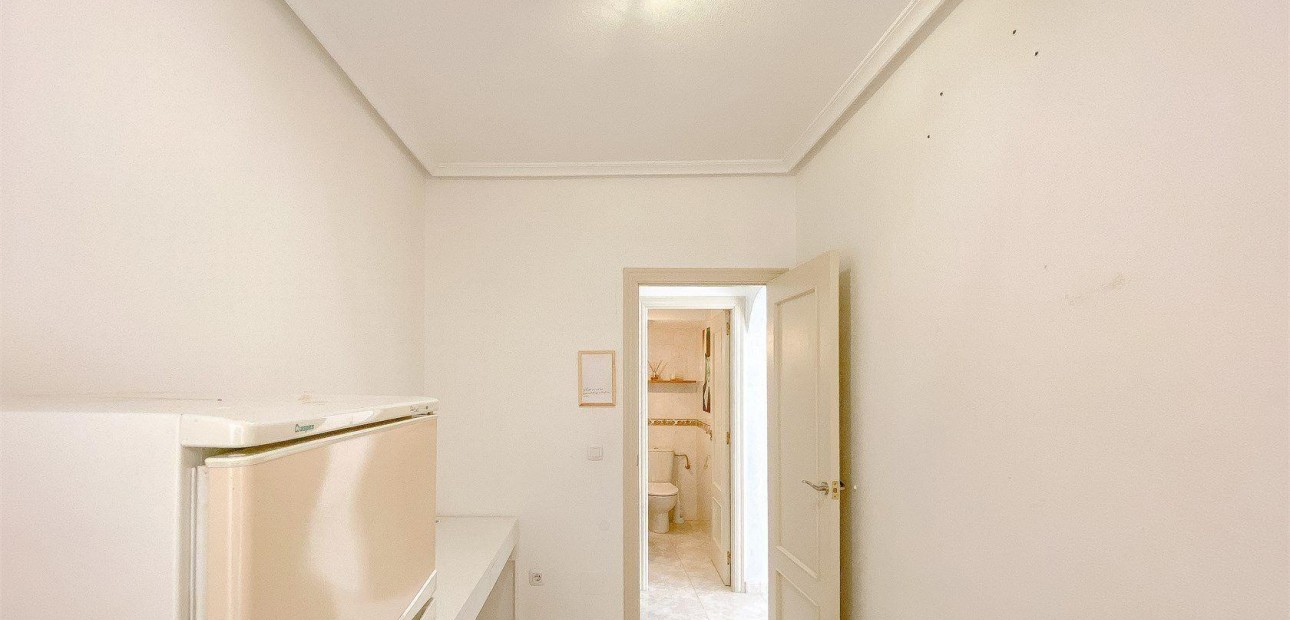 Sale - Villa -
Torrevieja - Cañada del Molino