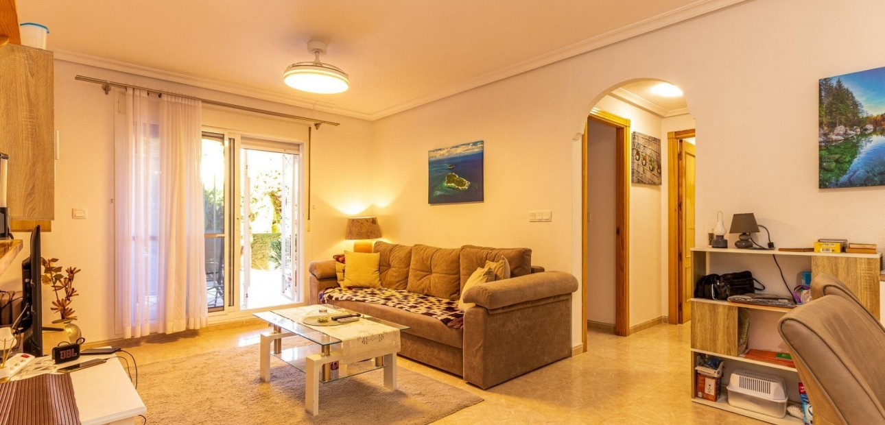 Sale - Apartment / flat -
Orihuela Costa - La Chismosa