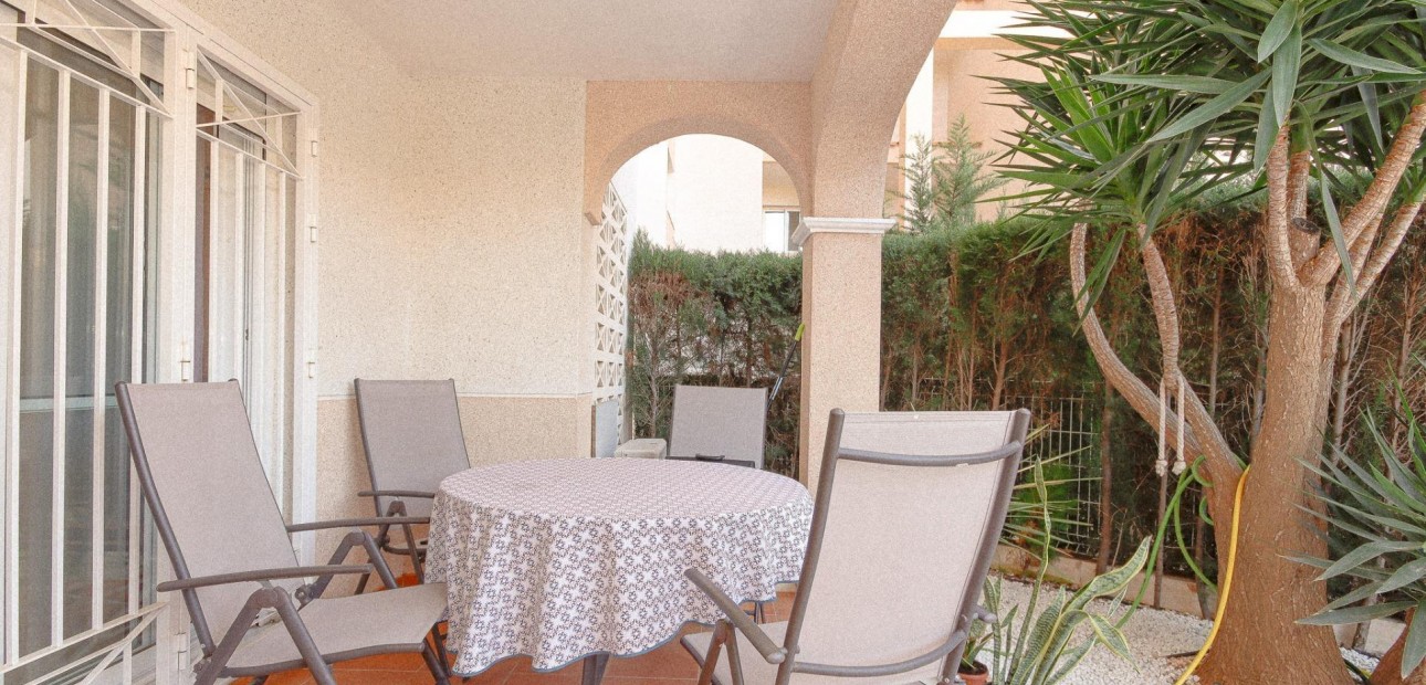 Sale - Apartment / flat -
Orihuela Costa - La Chismosa