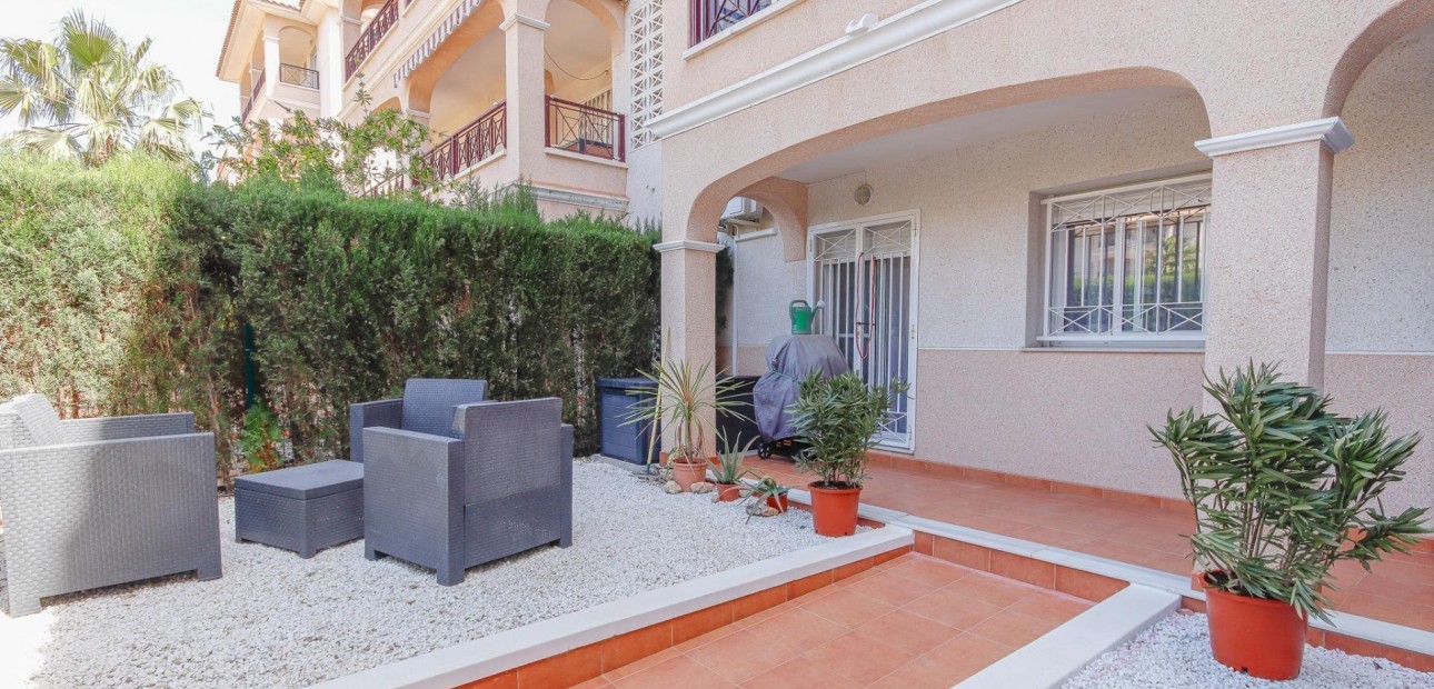 Sale - Apartment / flat -
Orihuela Costa - La Chismosa