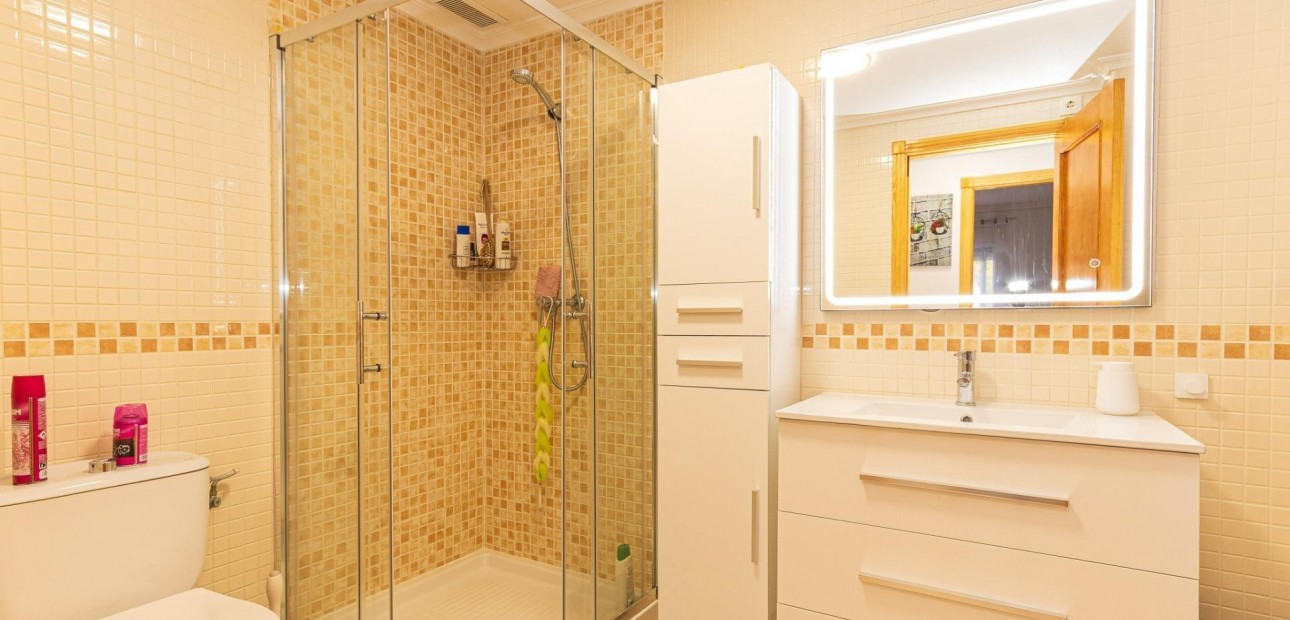 Sale - Apartment / flat -
Orihuela Costa - La Chismosa
