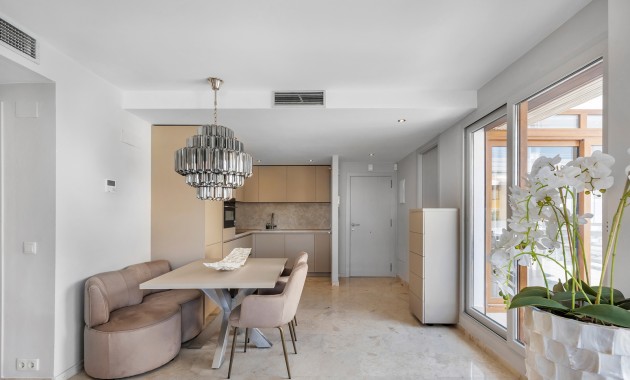 Sale - Apartment / flat -
Torrevieja - Punta Prima