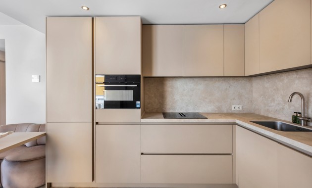Sale - Apartment / flat -
Torrevieja - Punta Prima