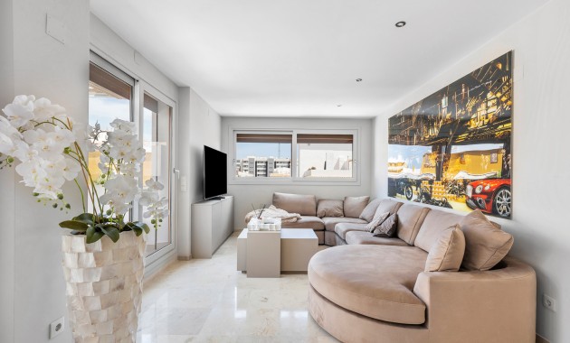Sale - Apartment / flat -
Torrevieja - Punta Prima