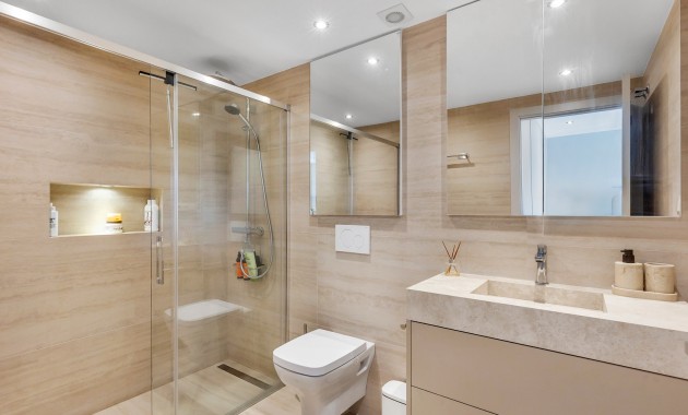 Sale - Apartment / flat -
Torrevieja - Punta Prima
