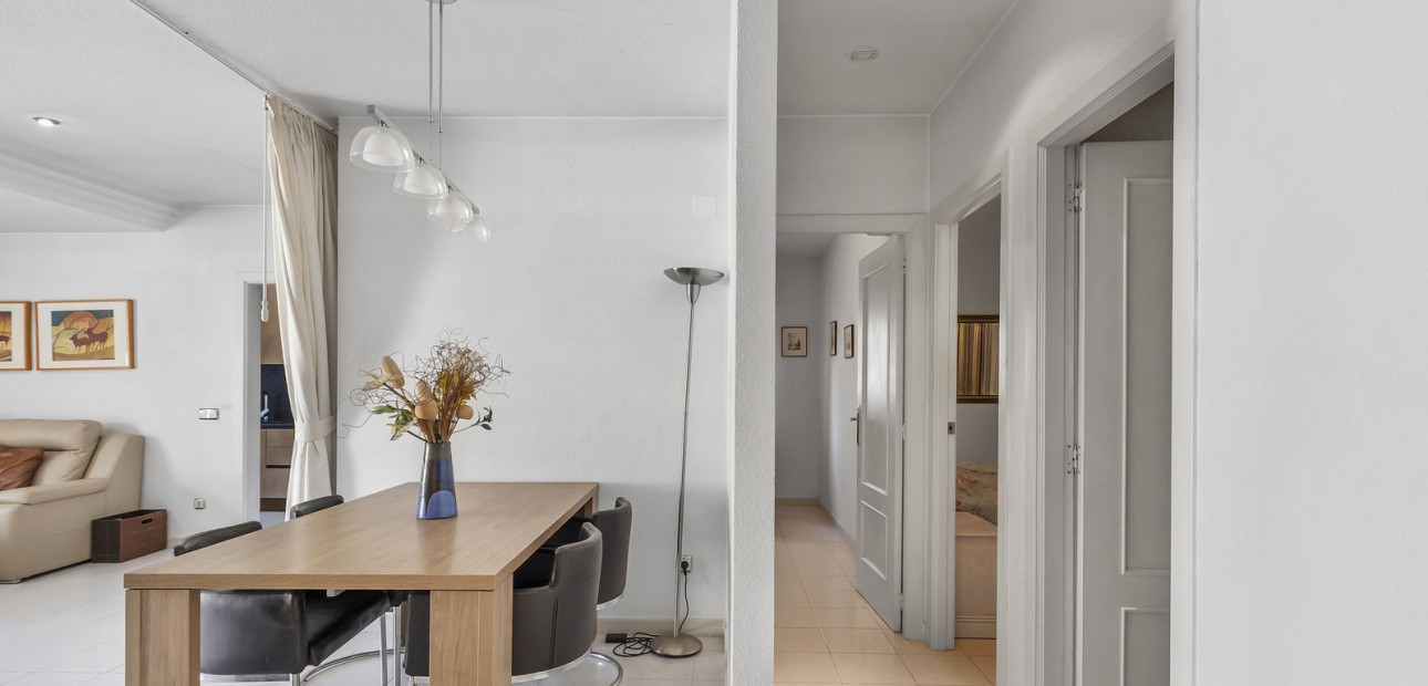 Sale - Apartment / flat -
Guardamar del Segura - El Raso