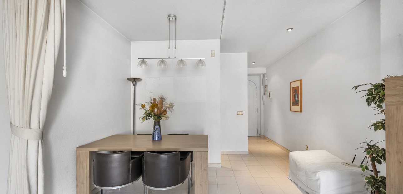 Sale - Apartment / flat -
Guardamar del Segura - El Raso