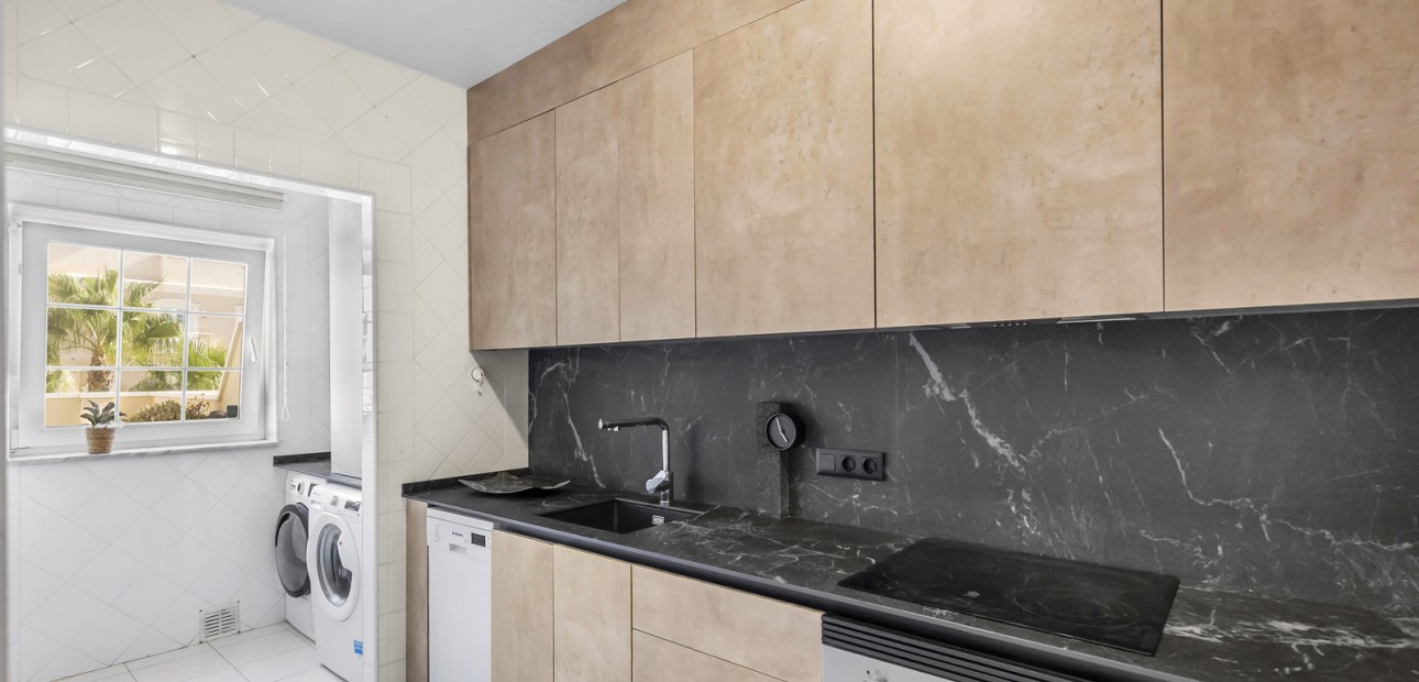 Sale - Apartment / flat -
Guardamar del Segura - El Raso