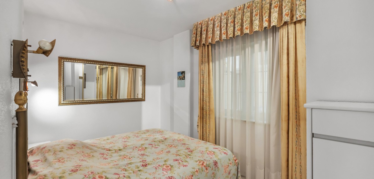Sale - Apartment / flat -
Guardamar del Segura - El Raso