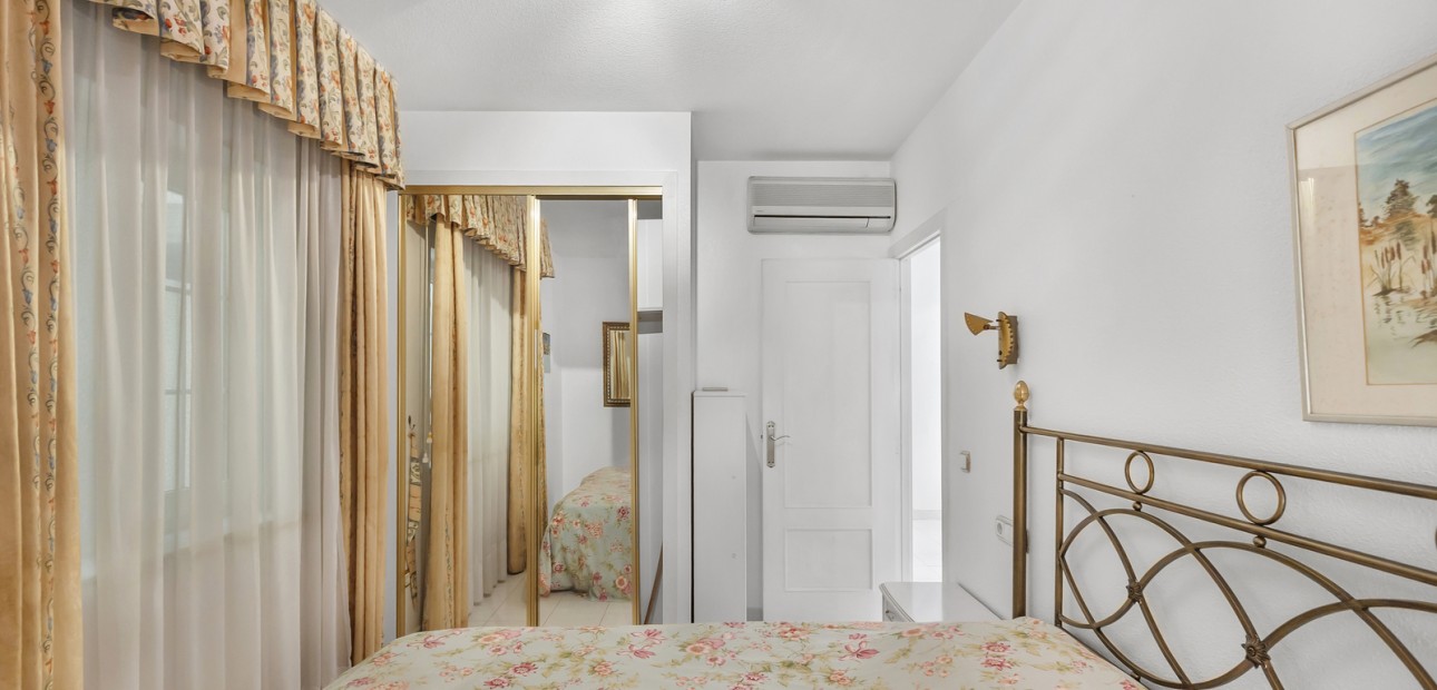 Sale - Apartment / flat -
Guardamar del Segura - El Raso
