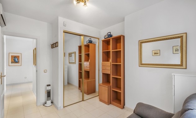 Sale - Apartment / flat -
Guardamar del Segura - El Raso