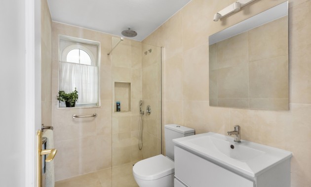 Sale - Apartment / flat -
Guardamar del Segura - El Raso