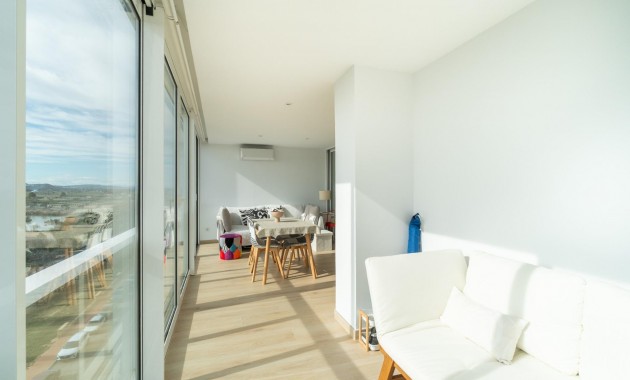 Sale - Apartment / flat -
Guardamar del Segura - Puerto Deportivo